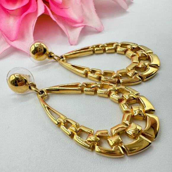 Vintage JS Panther Tank Track Teardrop Drop Earrings Gold Tone Statement Signed - Picture 3 of 10